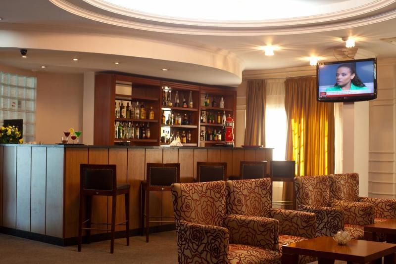 Hotel Florenca Luanda Bagian luar foto