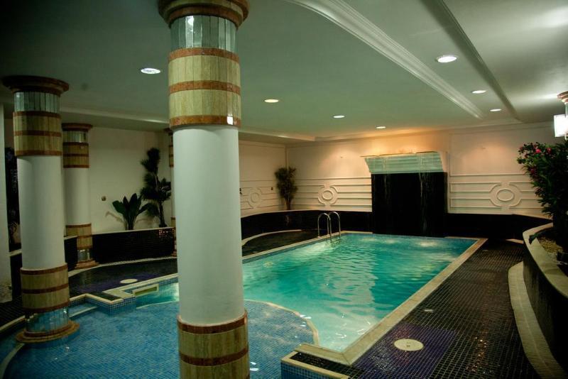 Hotel Florenca Luanda Bagian luar foto